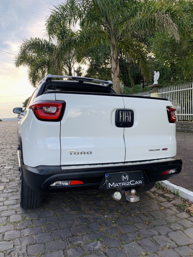 TORO 2.0 16V TURBO DIESEL VOLCANO 4WD AUTOMÁTICO - 2019 - CANELA