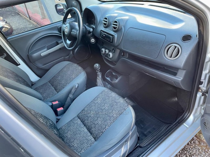 UNO 1.0 VIVACE 8V FLEX 4P MANUAL - 2012 - BOM RETIRO DO SUL