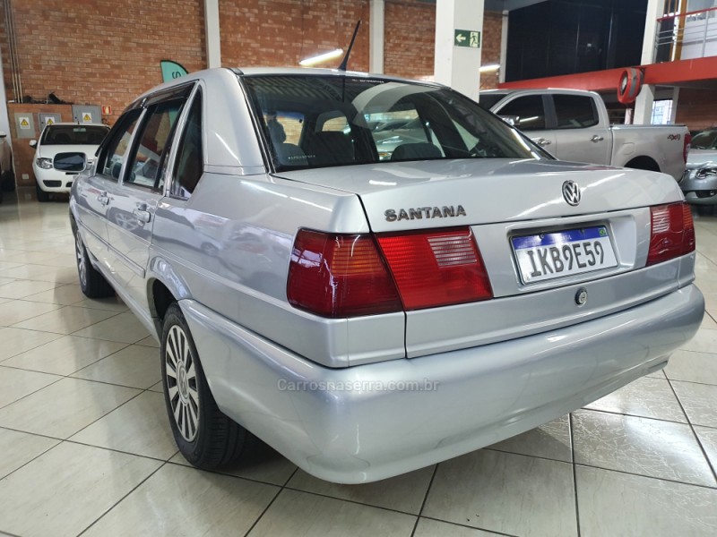SANTANA 1.8 MI 8V GASOLINA 4P MANUAL - 2001 - FARROUPILHA