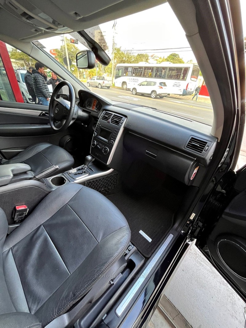 B 180 1.7 8V GASOLINA 4P AUTOMÁTICO - 2011 - CAXIAS DO SUL