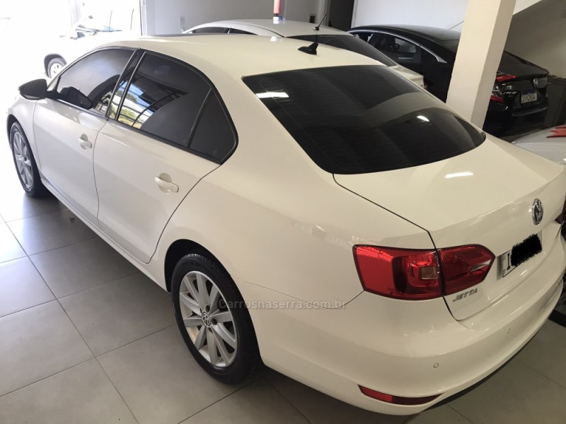JETTA 2.0 COMFORTLINE FLEX 4P TIPTRONIC - 2013 - CARLOS BARBOSA
