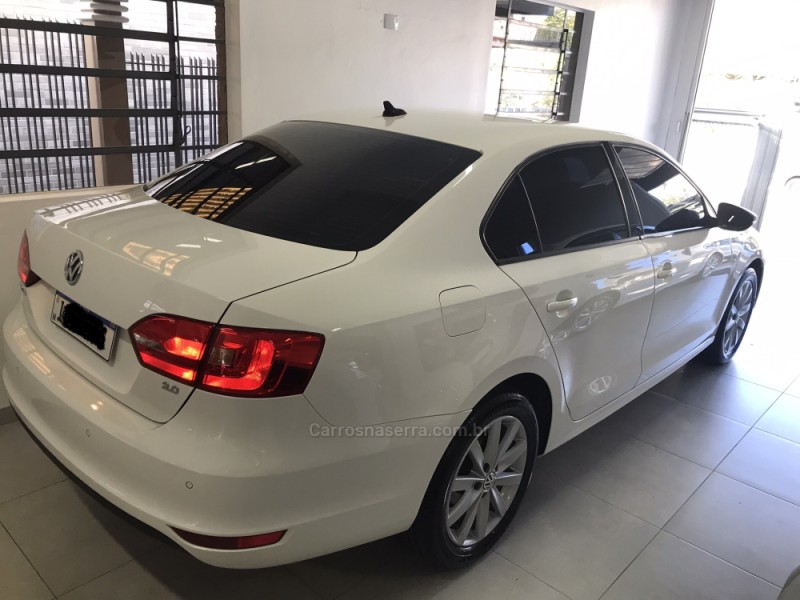 JETTA 2.0 COMFORTLINE FLEX 4P TIPTRONIC - 2013 - CARLOS BARBOSA