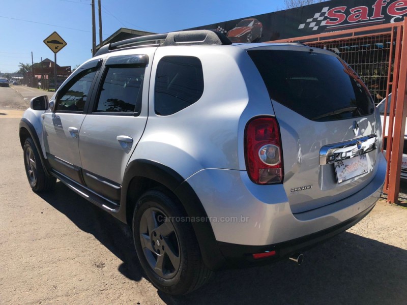 DUSTER 1.6 EXPRESSION 4X2 16V FLEX 4P MANUAL - 2012 - CANELA