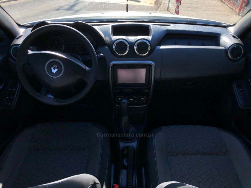 DUSTER 1.6 EXPRESSION 4X2 16V FLEX 4P MANUAL - 2012 - CANELA