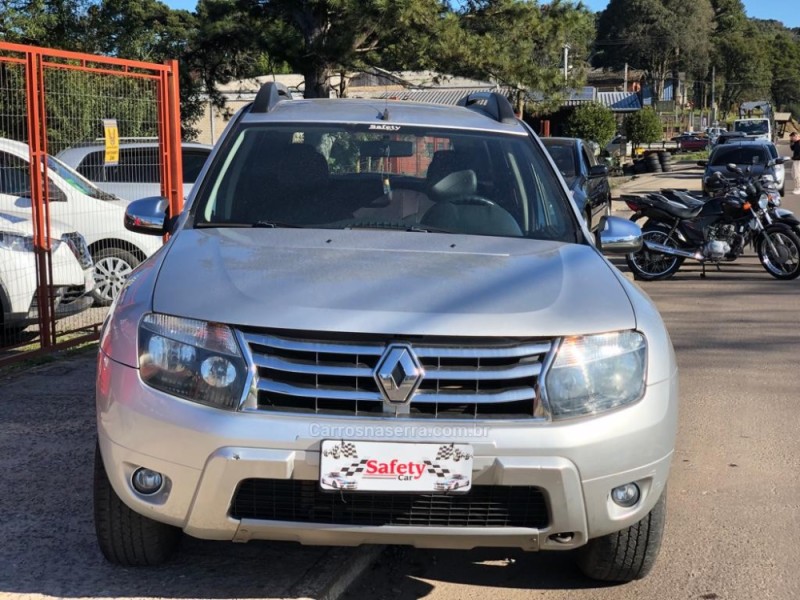 DUSTER 1.6 TECH ROAD 4X2 16V FLEX 4P MANUAL - 2014 - CANELA