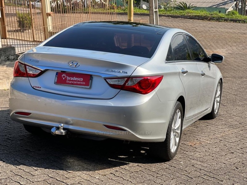 SONATA 2.4 MPFI I4 16V 182CV GASOLINA 4P AUTOMÁTICO - 2011 - CAMPO BOM