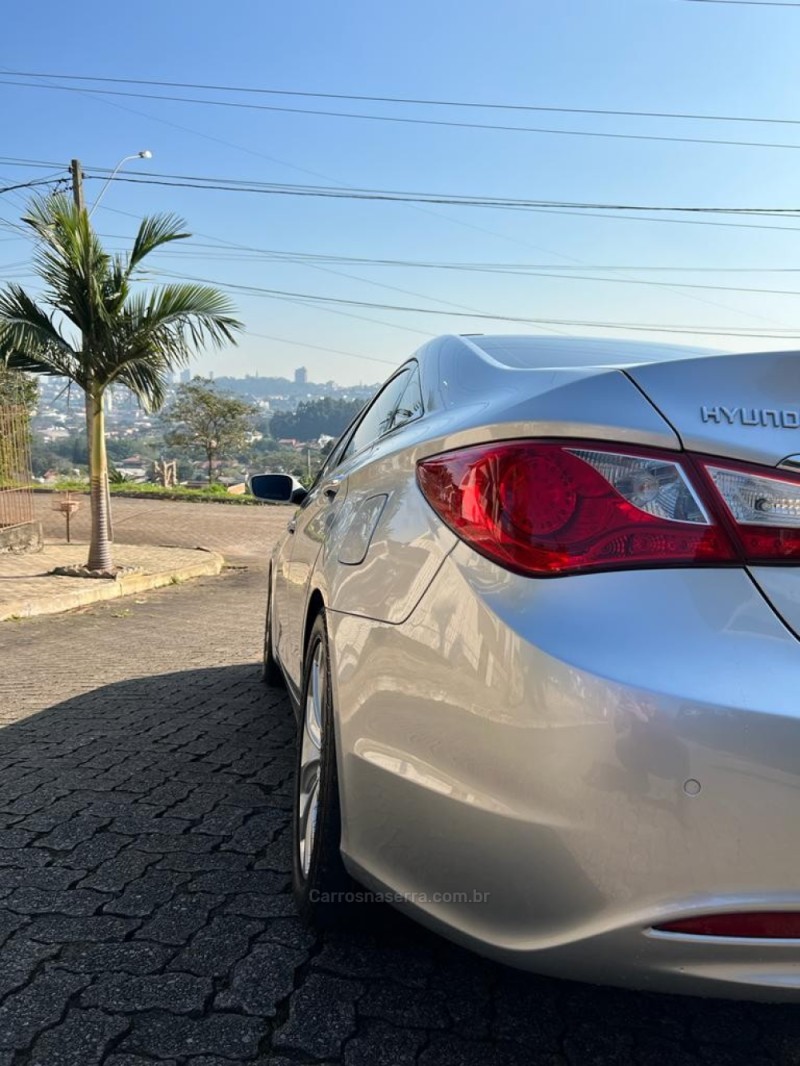 SONATA 2.4 MPFI I4 16V 182CV GASOLINA 4P AUTOMÁTICO - 2011 - CAMPO BOM