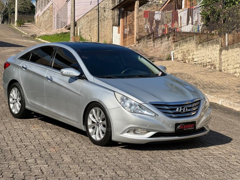 SONATA 2.4 MPFI I4 16V 182CV GASOLINA 4P AUTOMÁTICO - 2011 - CAMPO BOM