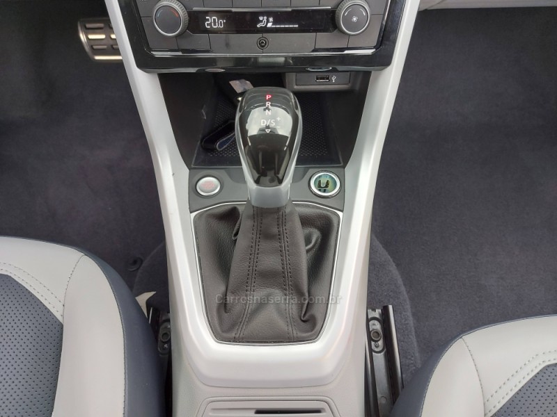 T-CROSS 1.4 HIGHLINE TSI 16V FLEX 4P AUTOMÁTICO - 2020 - NOVO HAMBURGO