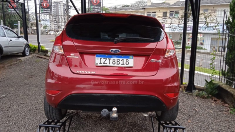 FIESTA 1.6 TITANIUM HATCH 16V FLEX 4P AUTOMÁTICO - 2017 - NOVO HAMBURGO