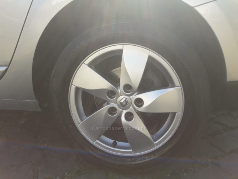FLUENCE 2.0 DYNAMIQUE 16V FLEX 4P MANUAL - 2013 - CAXIAS DO SUL