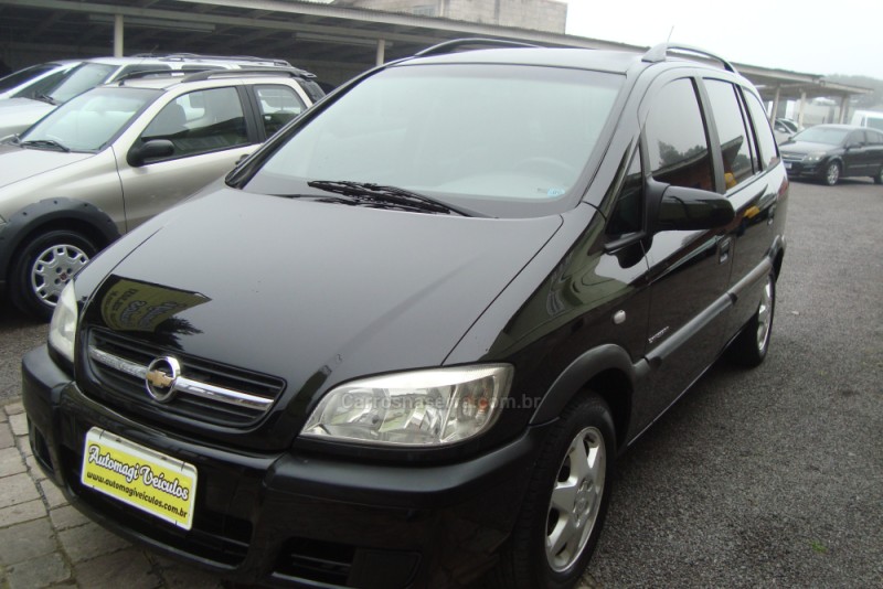 ZAFIRA 2.0 MPFI EXPRESSION 8V FLEX 4P AUTOMÁTICO