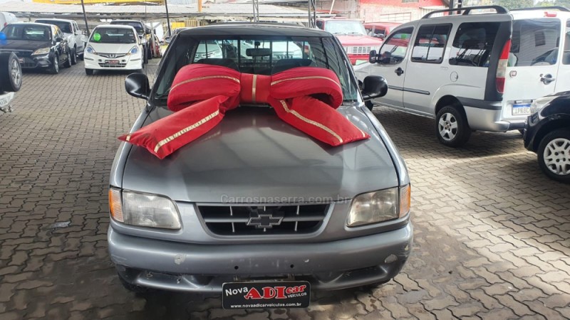 S10 2.2 MPFI DLX 4X2 CE 8V GASOLINA 2P MANUAL - 1997 - CAXIAS DO SUL