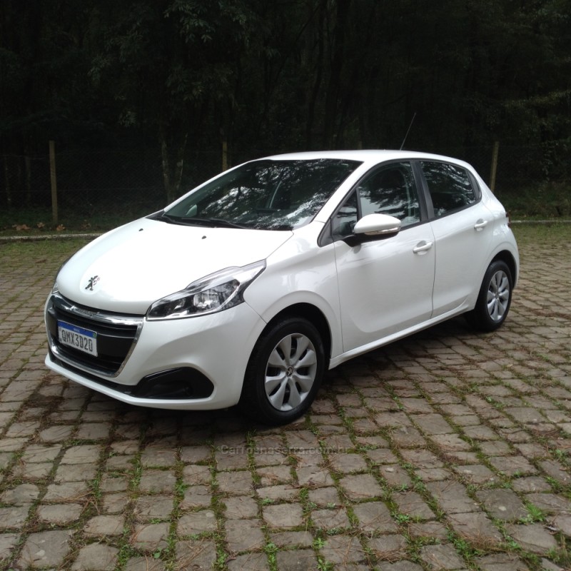 208 1.2 ACTIVE PACK 12V FLEX 4P MANUAL