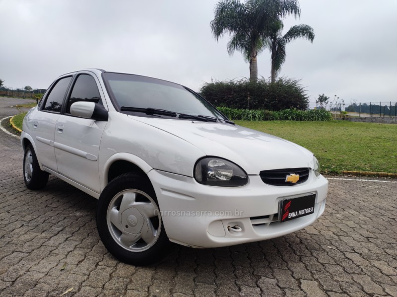 CORSA 1.6 MPFI CLASSIC SEDAN 8V GASOLINA 4P MANUAL - 2003 - CAXIAS DO SUL