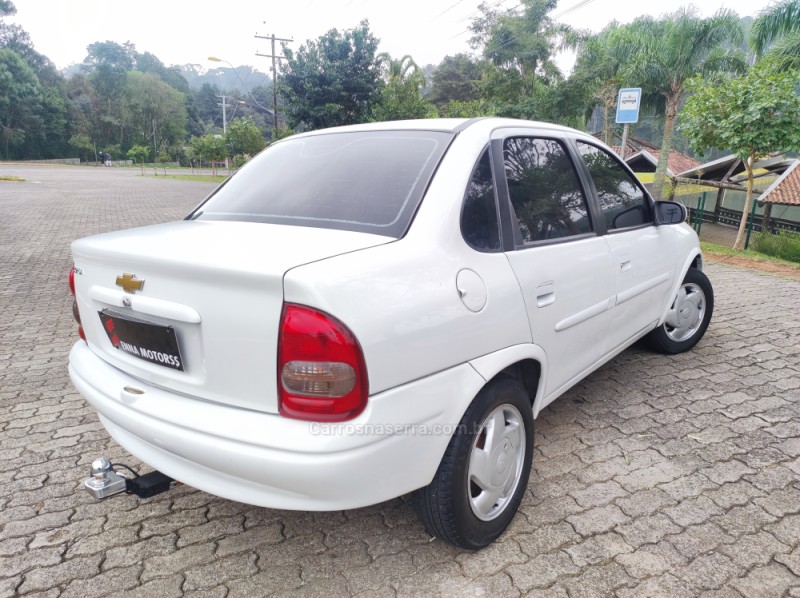 CORSA 1.6 MPFI CLASSIC SEDAN 8V GASOLINA 4P MANUAL - 2003 - CAXIAS DO SUL