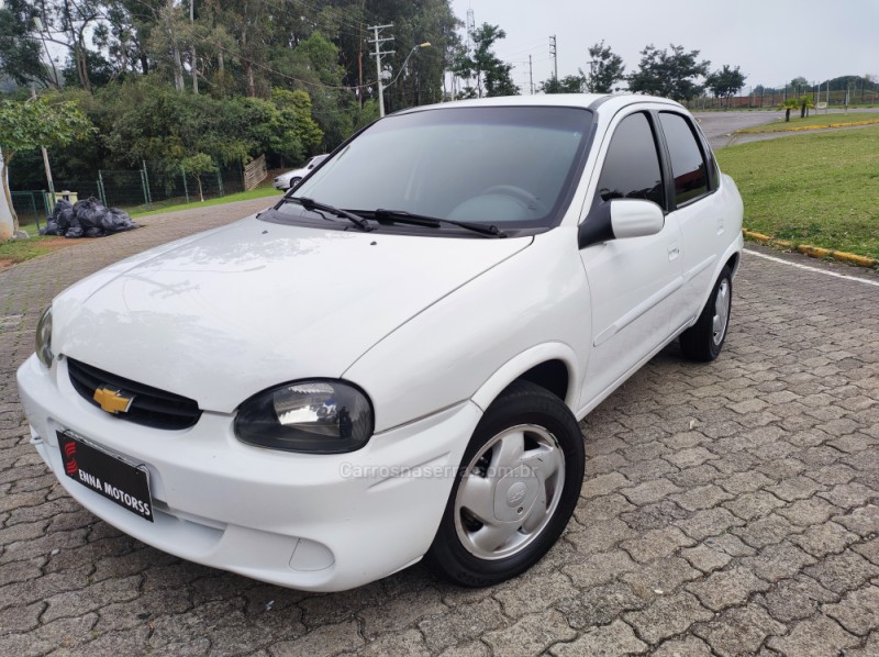 corsa 1.6 mpfi classic sedan 8v gasolina 4p manual 2003 caxias do sul