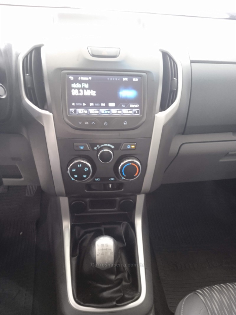 S10 2.5 LT 4X2 CD 16V FLEX 4P MANUAL - 2015 - NOVO HAMBURGO