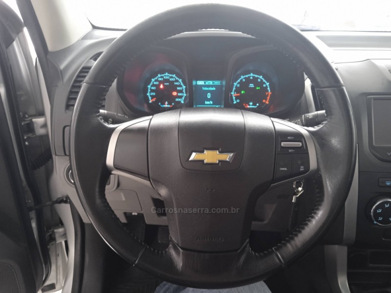 S10 2.5 LT 4X2 CD 16V FLEX 4P MANUAL - 2015 - NOVO HAMBURGO