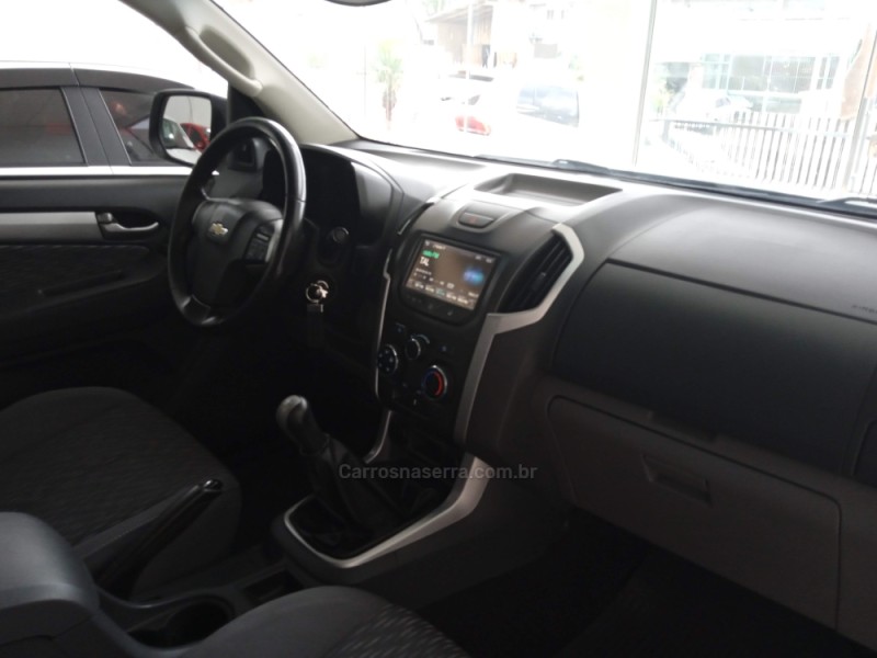 S10 2.5 LT 4X2 CD 16V FLEX 4P MANUAL - 2015 - NOVO HAMBURGO
