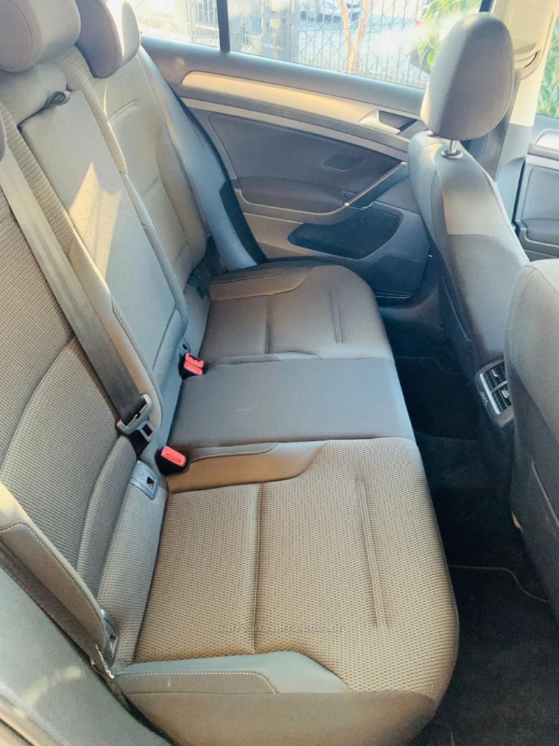 GOLF 1.0 TSI COMFORTLINE 12V TOTAL FLEX 4P MANUAL - 2017 - CAXIAS DO SUL