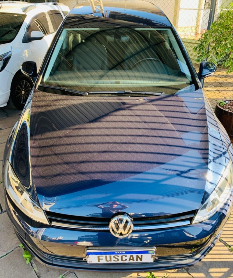 GOLF 1.0 TSI COMFORTLINE 12V TOTAL FLEX 4P MANUAL - 2017 - CAXIAS DO SUL