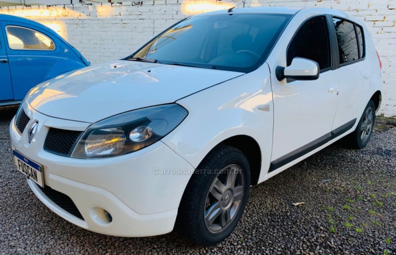 sandero 1.6 expression 16v flex 4p manual 2010 caxias do sul