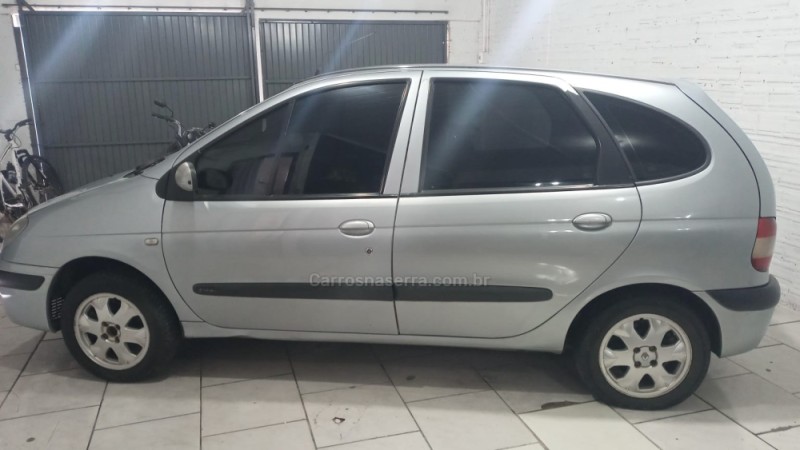 SCÉNIC 2.0 RT 16V GASOLINA 4P MANUAL - 2007 - CAXIAS DO SUL
