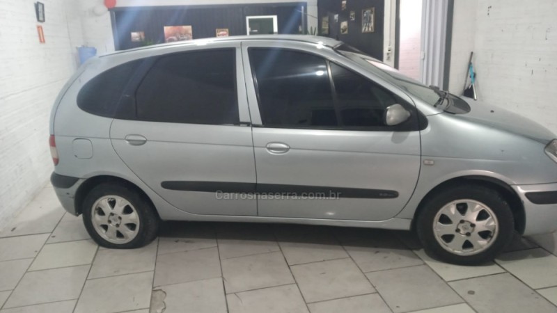 SCÉNIC 2.0 RT 16V GASOLINA 4P MANUAL - 2007 - CAXIAS DO SUL