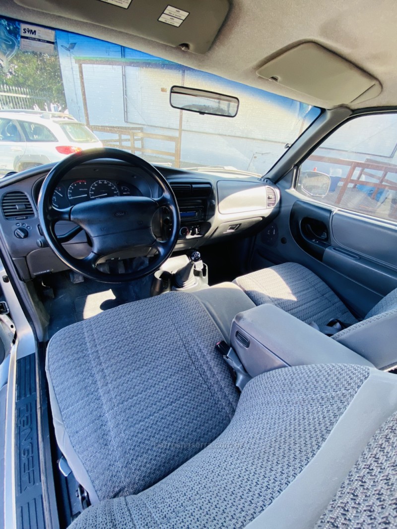 RANGER 2.8 XL 4X4 CD 8V TURBO INTERCOOLER DIESEL 4P MANUAL - 2003 - CAXIAS DO SUL