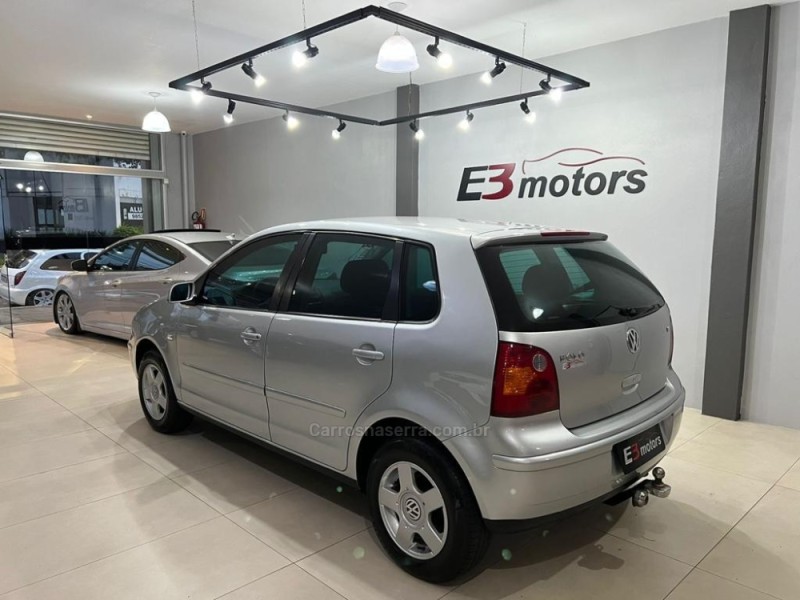 POLO 1.6 MI 8V GASOLINA 4P MANUAL - 2003 - NOVO HAMBURGO