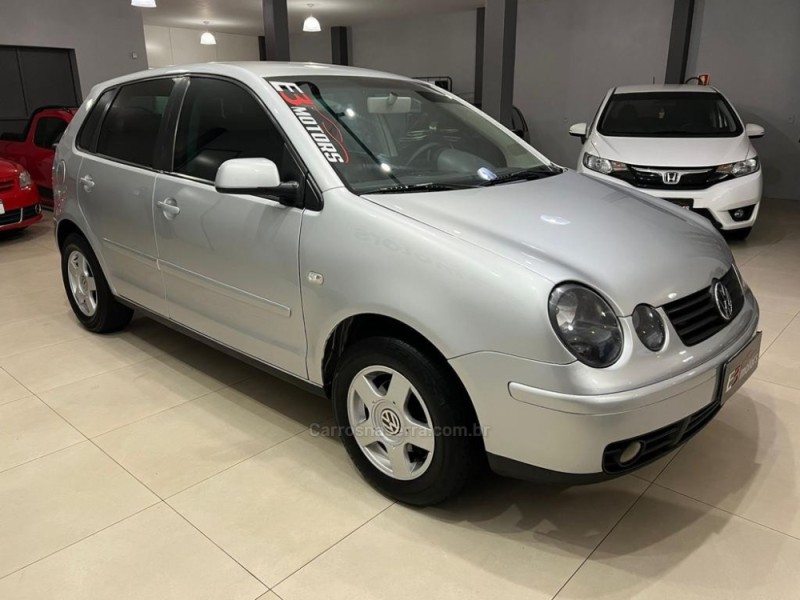 POLO 1.6 MI 8V GASOLINA 4P MANUAL - 2003 - NOVO HAMBURGO
