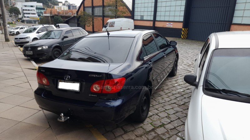 COROLLA 1.6 XLI 16V GASOLINA 4P AUTOMÁTICO - 2005 - FLORES DA CUNHA