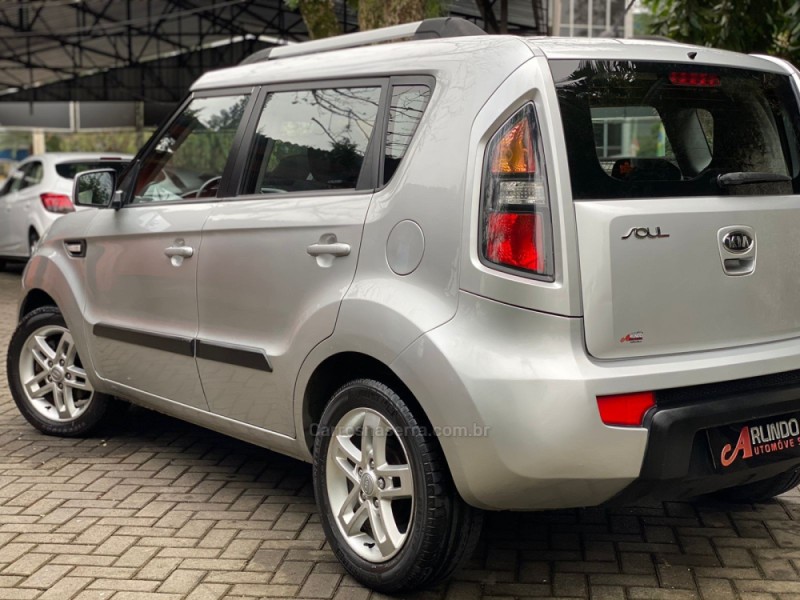SOUL 1.6 EX 16V FLEX 4P MANUAL - 2012 - PAROBé