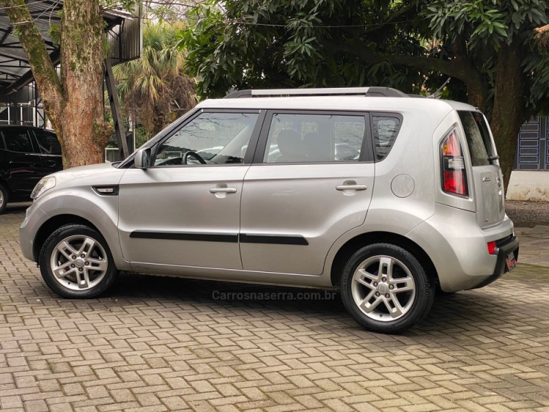 SOUL 1.6 EX 16V FLEX 4P MANUAL - 2012 - PAROBé
