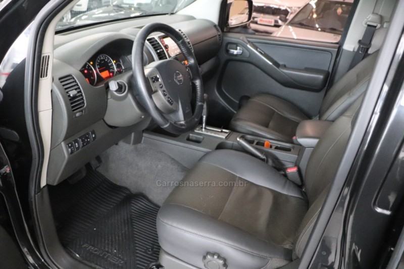 FRONTIER 2.5 SL 4X4 CD TURBO ELETRONIC DIESEL 4P AUTOMÁTICO - 2015 - CAXIAS DO SUL