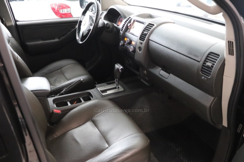 FRONTIER 2.5 SL 4X4 CD TURBO ELETRONIC DIESEL 4P AUTOMÁTICO - 2015 - CAXIAS DO SUL