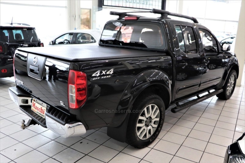 FRONTIER 2.5 SL 4X4 CD TURBO ELETRONIC DIESEL 4P AUTOMÁTICO - 2015 - CAXIAS DO SUL
