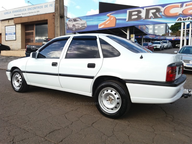 VECTRA 2.0 MPFI GLS 8V GASOLINA 4P MANUAL - 1996 - DOIS IRMãOS