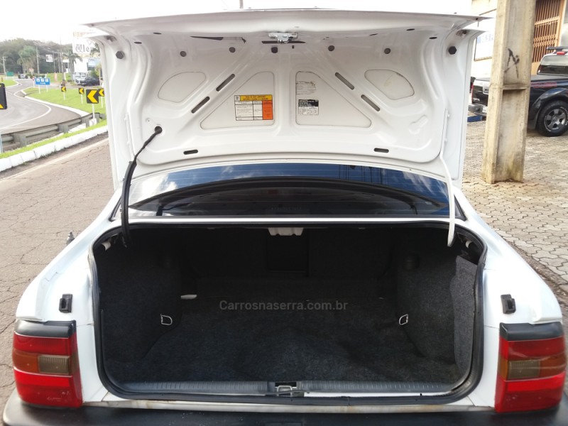 VECTRA 2.0 MPFI GLS 8V GASOLINA 4P MANUAL - 1996 - DOIS IRMãOS