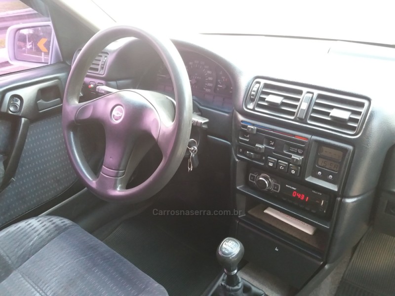 VECTRA 2.0 MPFI GLS 8V GASOLINA 4P MANUAL - 1996 - DOIS IRMãOS