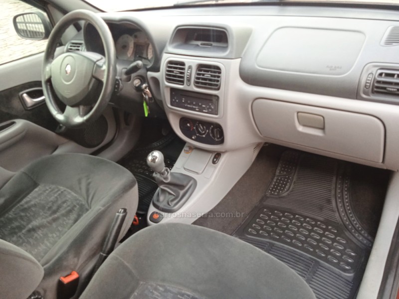 CLIO 1.6 PRIVILÉGE 16V FLEX 4P MANUAL - 2009 - CAXIAS DO SUL