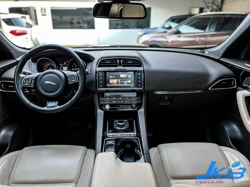 F-PACE 2.0 DIESEL PRESTIGE 180CV 4P AUTOMÁTICO - 2017 - NOVO HAMBURGO