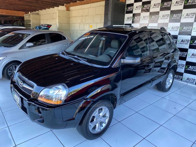 TUCSON 2.0 GL 2WD 16V GASOLINA 4P MANUAL - 2011 - CAXIAS DO SUL