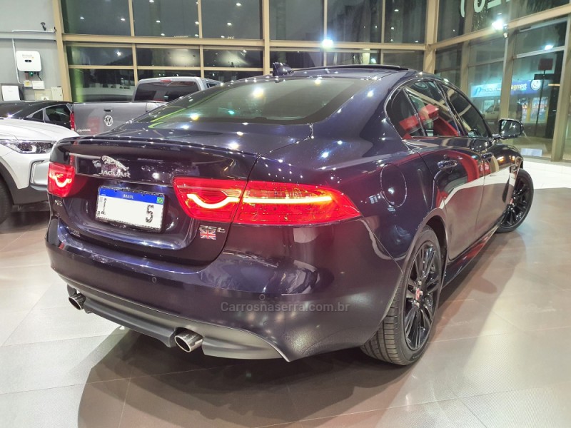 XE 2.0 16V SI4 TURBO GASOLINA R-SPORT 4P AUTOMÁTICO - 2019 - FARROUPILHA