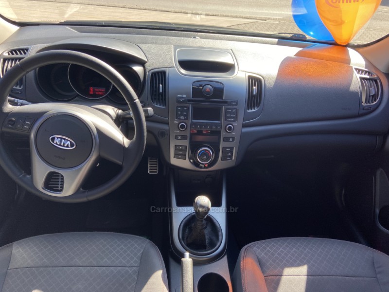 CERATO 1.6 SEDAN 16V GASOLINA 4P MANUAL - 2010 - CAXIAS DO SUL