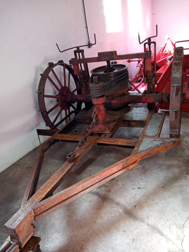 rocadeira  2000 bento goncalves