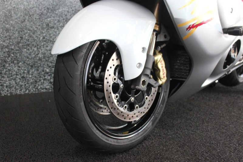 GSX 1300RAZ HAYABUSA - 2016 - LAJEADO