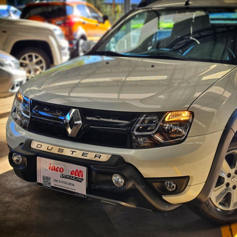DUSTER OROCH 2.0 16V FLEX DYNAMIQUE AT 4P AUTOMÁTICO - 2018 - CAXIAS DO SUL