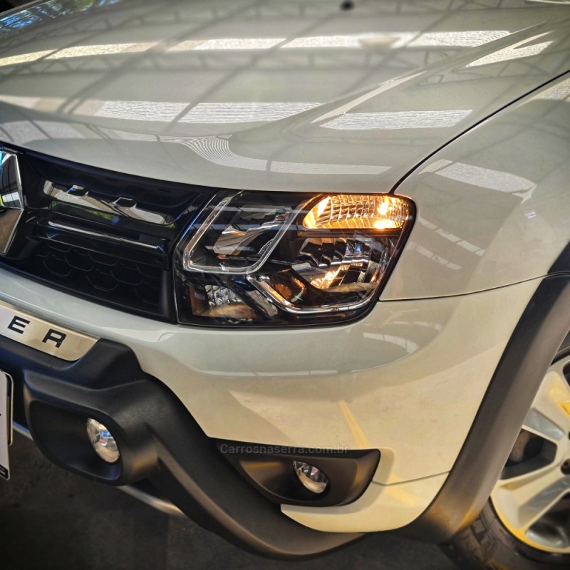 DUSTER OROCH 2.0 16V FLEX DYNAMIQUE AT 4P AUTOMÁTICO - 2018 - CAXIAS DO SUL